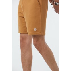 Short Caramel
