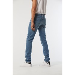 Jean Straight