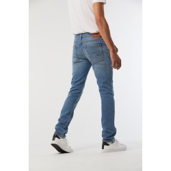 Jean Straight